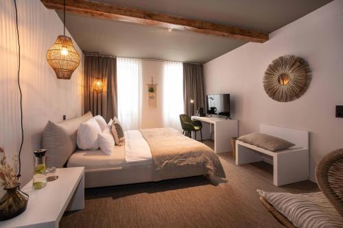 Hotel Fuchs "Life-Style mit Night-Life" in Saarbrucken