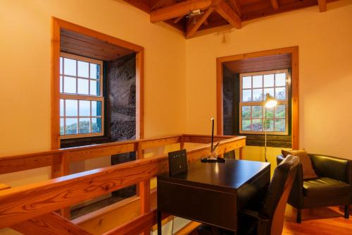 บริการและสิ่งอำนวยความสะดวก, Stone Home Casa do Caisinho Pico island in ซานโต อมาโร