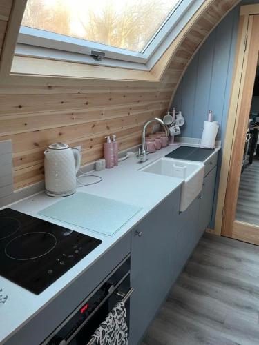 Kitchen, Glamping Pods in North Glasgow