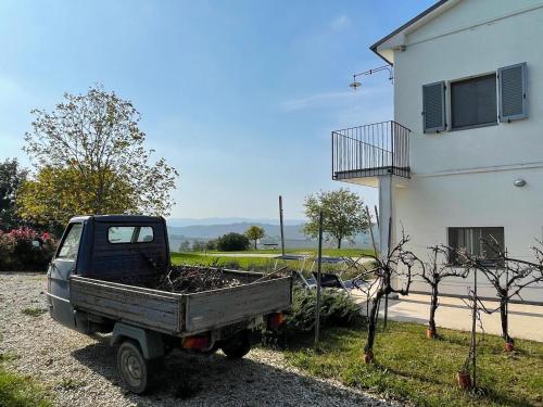 Exterior view, Spacious holiday home in Marche with private pool in Belvedere Ostrense