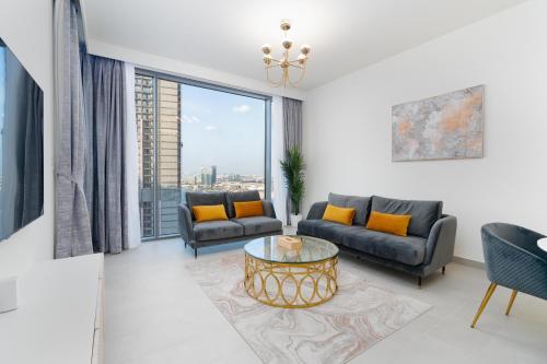 LuxBnB Creek Rise Tower Harbor Views, Dubai (photo 8)