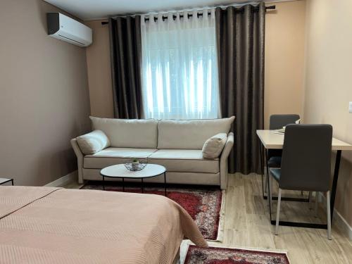 Smart Home , Lovely Apartment in Tirana