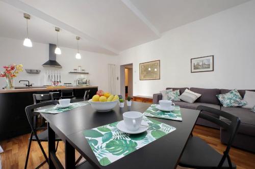 YCH-Sweet home near colosseo, Roma