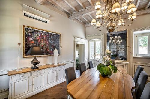  Luxury Villa Tolomei Gucci near Florence in San Jacopo al Girone