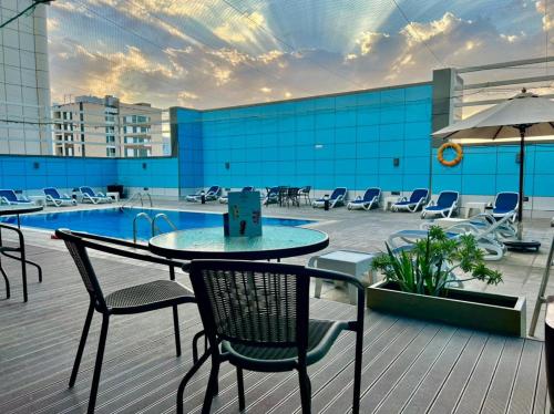 Swimming pool, Copthorne Hotel Sharjah in Sharjah