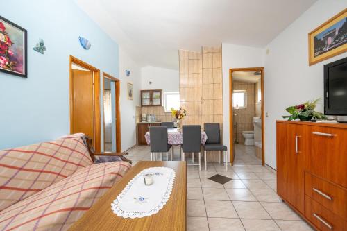 Iekārtas, Apartments with parking space Vir - 20177 in Vir