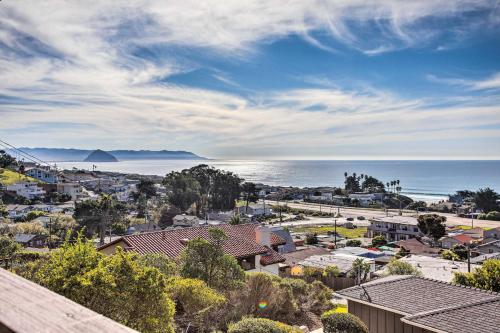 Pet-Friendly Cayucos Home with Ocean Views!