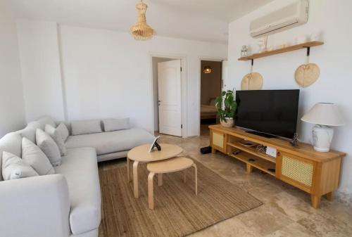 2 BR House With A Fantastic View of Gümüşlük