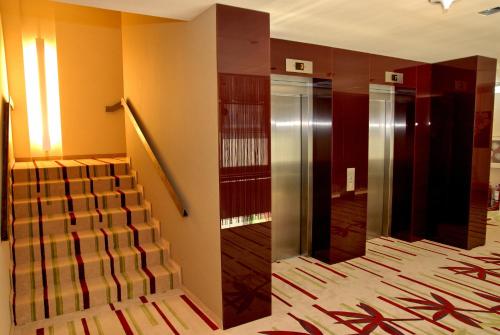 Golden Tulip Ana Dome Hotel - image 2
