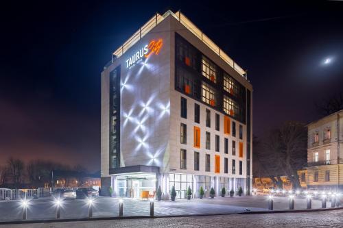 Taurus City Hotel Lviv