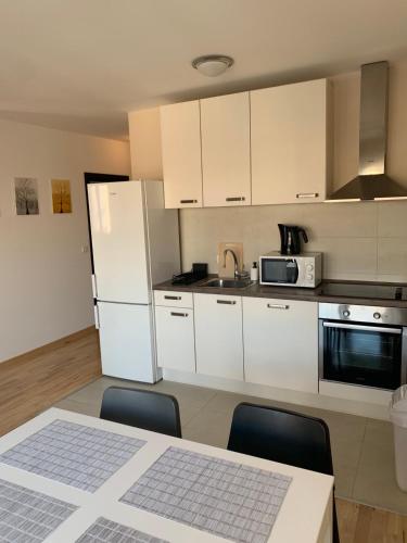 Vanja's place - image 3