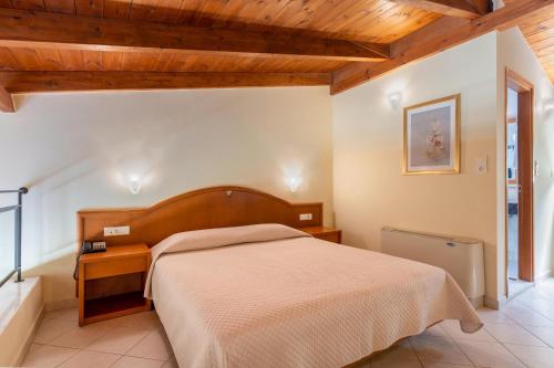 Hydramis Palace Beach Resort - image 12