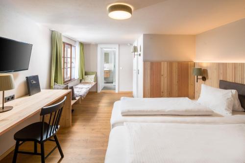 Hotel Sonne - image 2