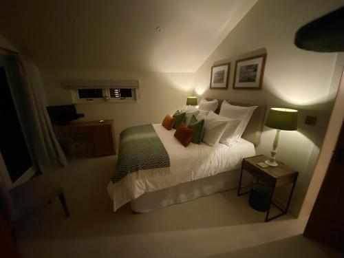 Gower Villa Luxury Cottage, 2 bedroom en-suite with Hot Tub