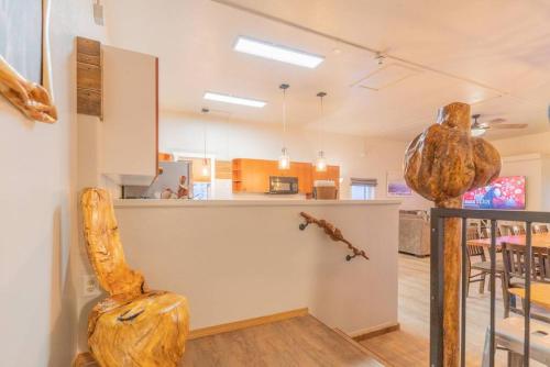 Business center, The Northern Driftwood Inn 1.0 in Tofte (MN)