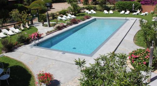 Swimming pool, Les Bungalows de Figha in Conca