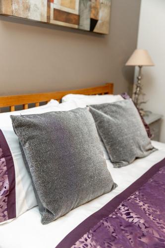Two Bedroom Apartment Within Walking Distance to City Centre, Edinburgh (fotografie 8)