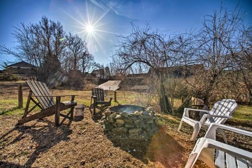 2BR and Loft North Creek Cottage in the Adirondacks! - image 6