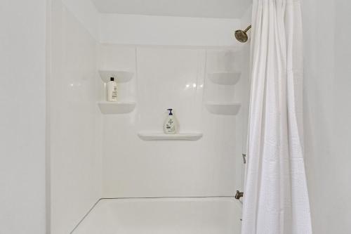 Large Room Near UVU & BYU