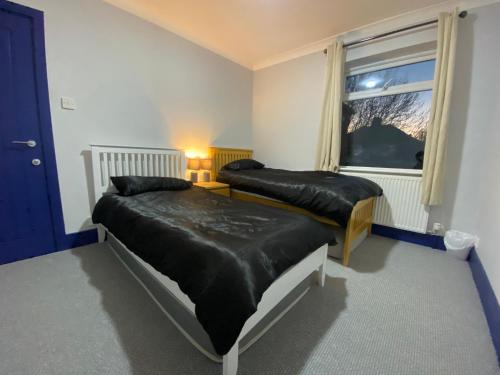 Harewood Lodge - Single and Double Rooms Self Serve Apartment in คิงส์ไลน์