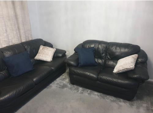 Lovely 3 bedroom entire home with free parking & garden