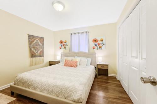 Dapper Digs - King Bed - Long Term Stays - Duke, Durham (zdjęcie 2)