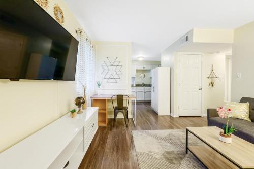 Dapper Digs - King Bed - Long Term Stays - Duke, Durham (zdjęcie 5)