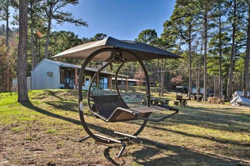 Sardis Serenity 1 BR Clayton Cabin with Lake View