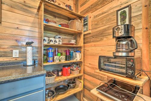 Sardis Serenity 1 BR Clayton Cabin with Lake View