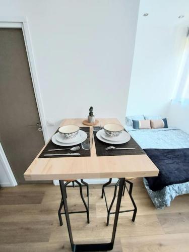 Studio confort #3, Proche Gare et commodités (Studio confort #3, Proche Gare et commodites) in Maubeuge