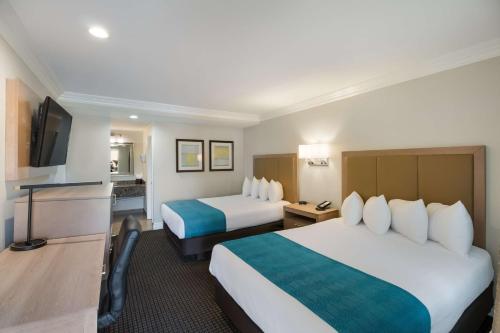 Best Western Woodland Hills - image 10