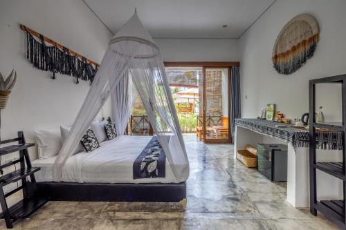 Martas Windows – Kuta, Lombok, ID