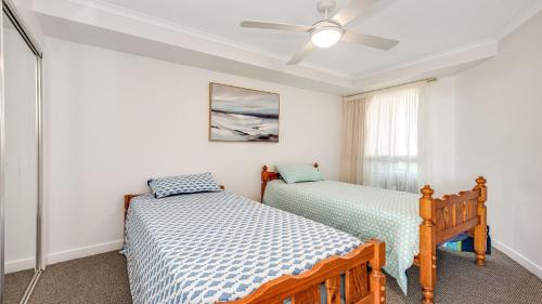Points North Unit 605 Kings Beach QLD - image 3