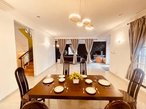 Facilities, Trendy Family Getaway by StayCo - Mini-Pool, Outdoor Cinema, Air Loft, PS4, KTV - Just 2 mins to Bea in Penang