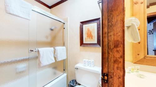 Mammoth West #143 Condo Mammoth West #143 Condo