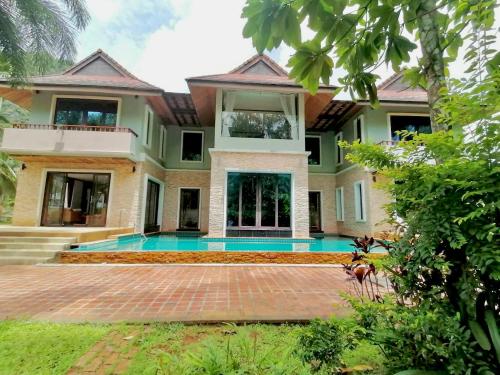Tanasan Villa Aonang Krabi