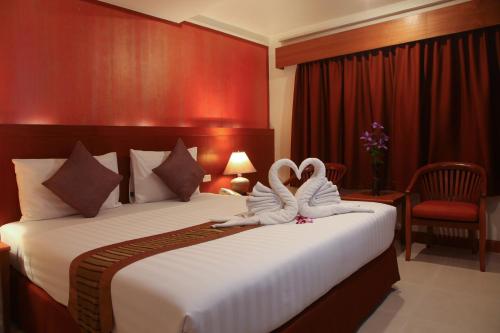 room detail thumbnail 1