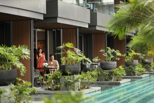 Padma Hotel Semarang - image 2