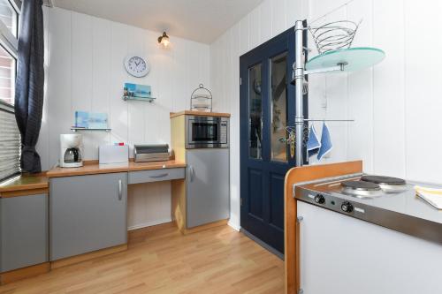 virtuve, Ferienhaus Nordseekate in Holtgast