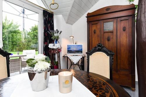 Iekārtas, Ferienhaus Nordseekate in Holtgast