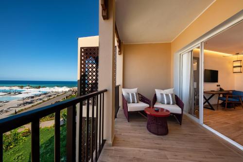 陽台/露台, 莫拉桑給巴爾-豪華全包飯店 (The Mora Zanzibar - Luxury All Inclusive) in 桑吉巴