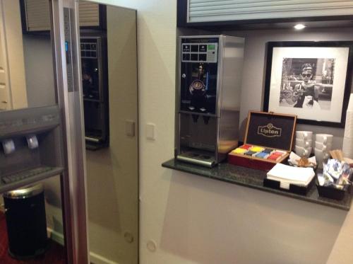 Hotel Tiffany - main image