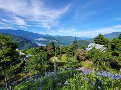 Zu Sin Garden B&B, Renai