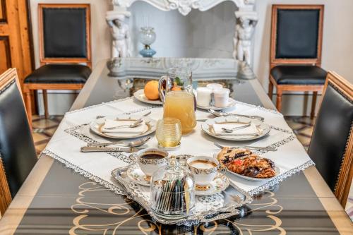 Palazzo Stunis - Dimora di Charme in Остуни