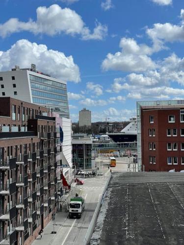 Rooftop mit Fördeblick, zentral & nah am HBF