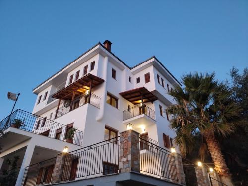 Hotelli välisilme, Sun Touch Pelion Rooms in Koropi