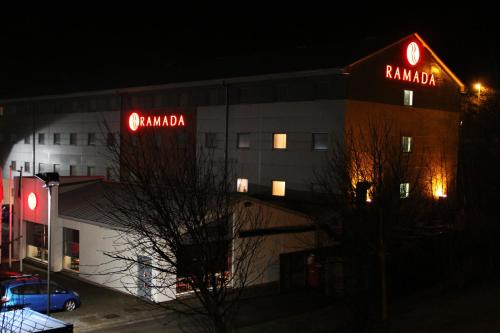 Ramada Wakefield