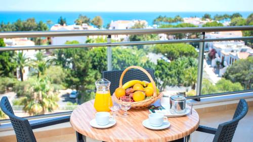 شرفة/ تراس, Alfagar Aparthotel in Olhos de Agua