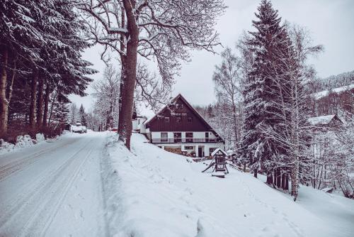 Penzion Čert - Horní Maršov