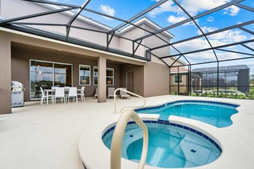 PERFECT 7 BD LAKE VIEW, POOL AND THEMED ROOMS-2207